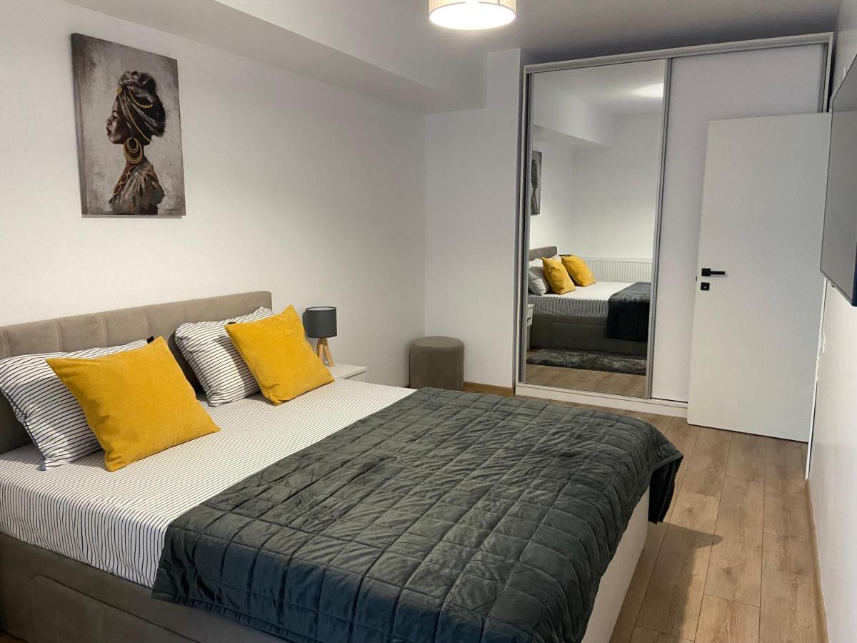 Mirage Sunset Mamaia Apartment Ngoại thất bức ảnh